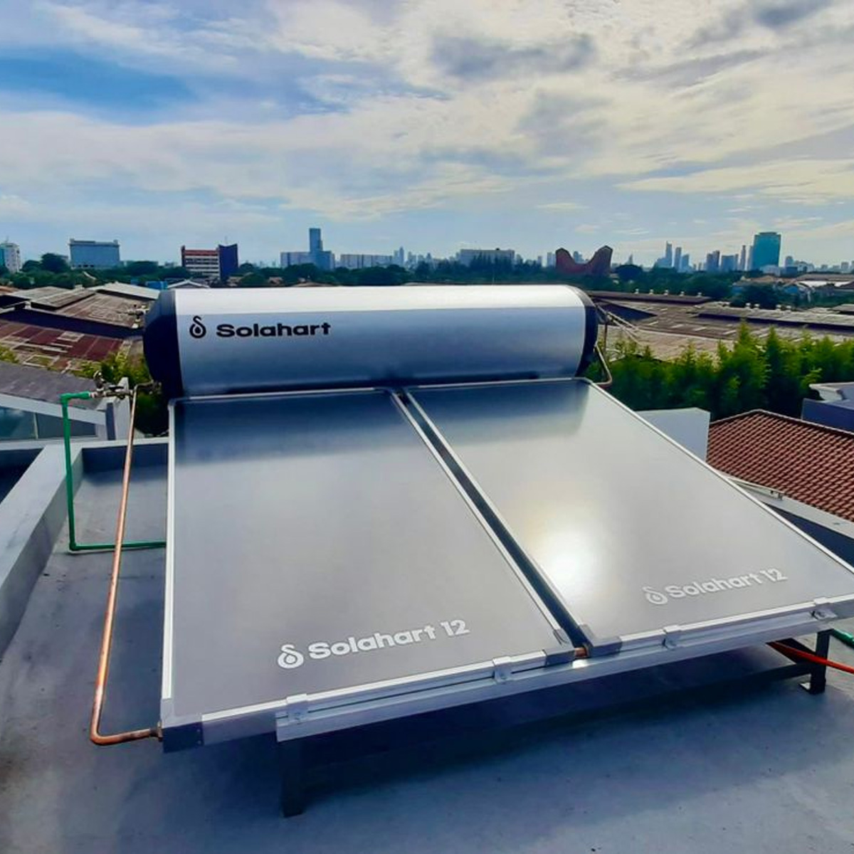 Pelopor Pemanas Air Tenaga Surya Global